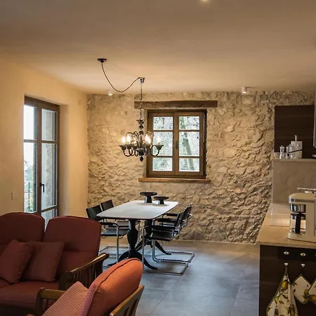 Casa Sopino 2 *